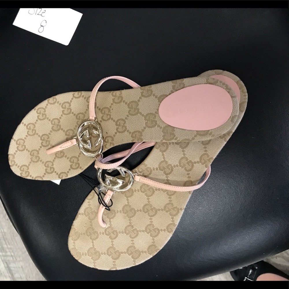 Gucci flip flops